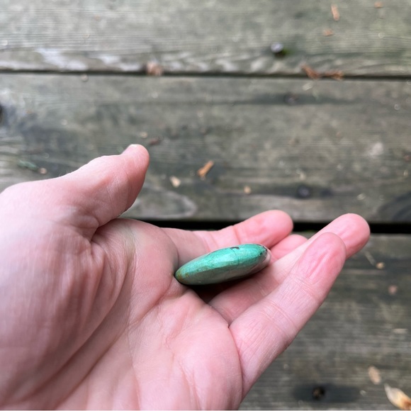 Turquoise With Cuperite Crystal - Picture 7 of 15